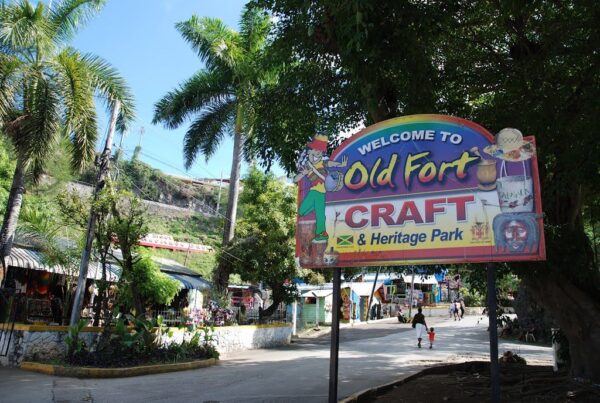 Hip Strip & Craft Market Shopping Tour Montego Bay, Jamaica