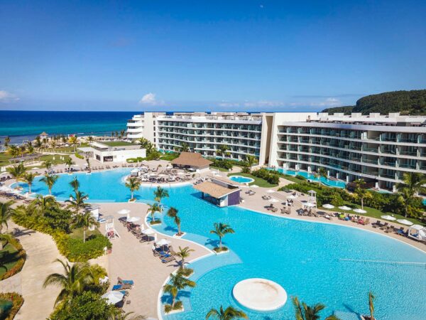 Ocean Coral Spring Falmouth Airport Transfer