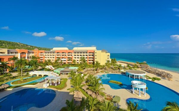 Iberostar Waves Rose Hall Beach Airport Transfer