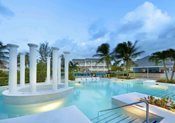 Grand Palladium Jamaica Resort & Spa Airport Transfer