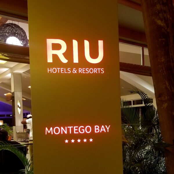 Hotel Riu Montego Bay Airport Transfer