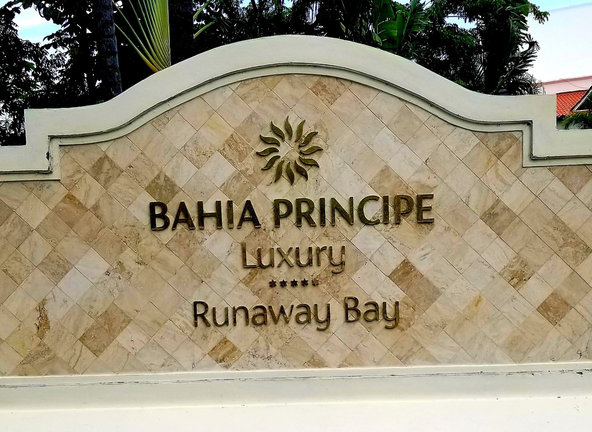Bahia Principe Luxury Runaway Bay Airport Transfer